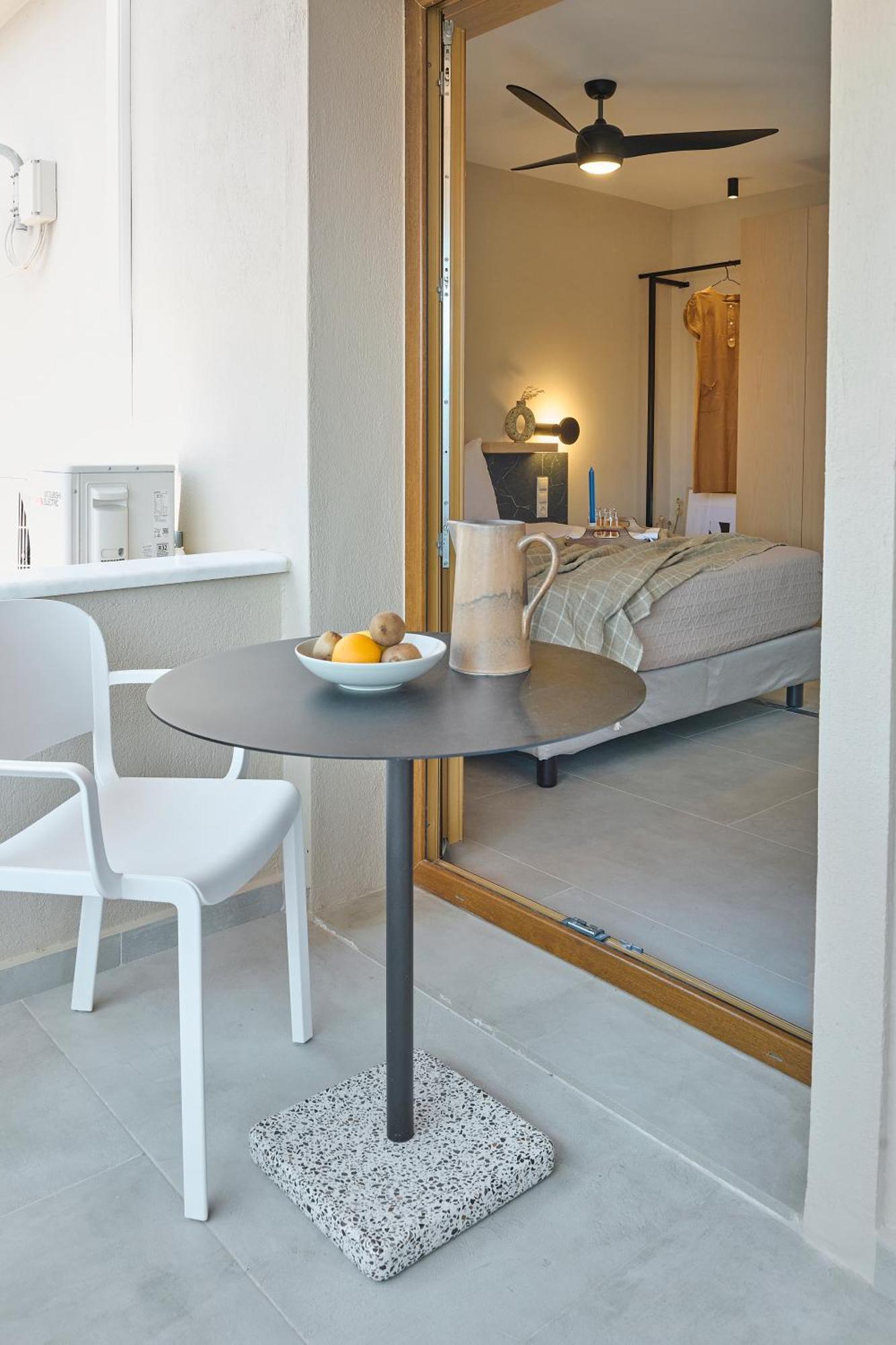 Icon - 2 Apartment Skiathos Town
